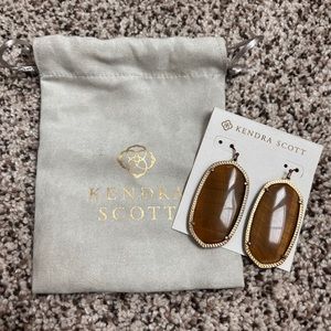 Brown/ Tan Kendra Scott Earrings